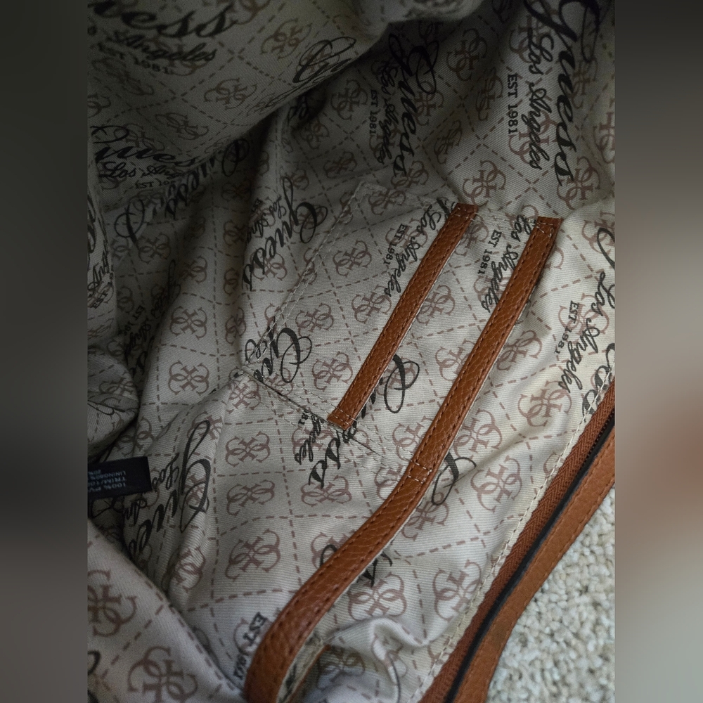 Vintage Guess Brown Textured Shoulder Bag Gold Details - Picture 7 of 14
